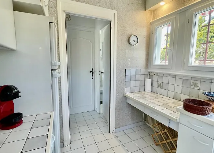 Teiva - 200m De La 로양