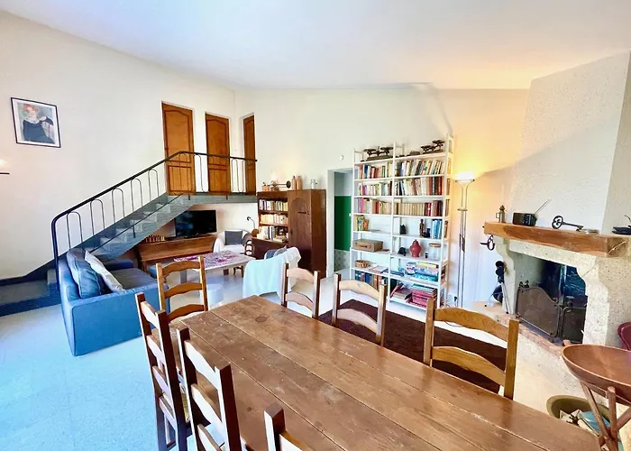 Teiva - 200m De La 빌라 로양